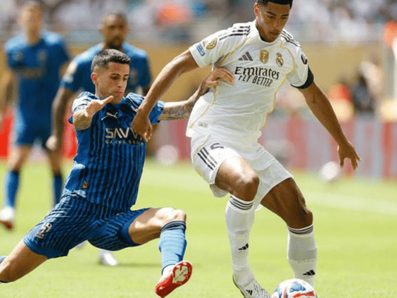 九融配资端 19中7! 皇马点球魔咒再现, 世俱杯爆冷平沙特队, C罗笑了