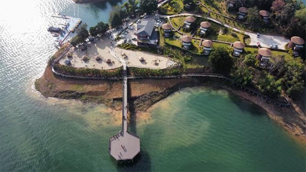 乐配网 渡口变景区搬迁群众吃上“旅游饭”